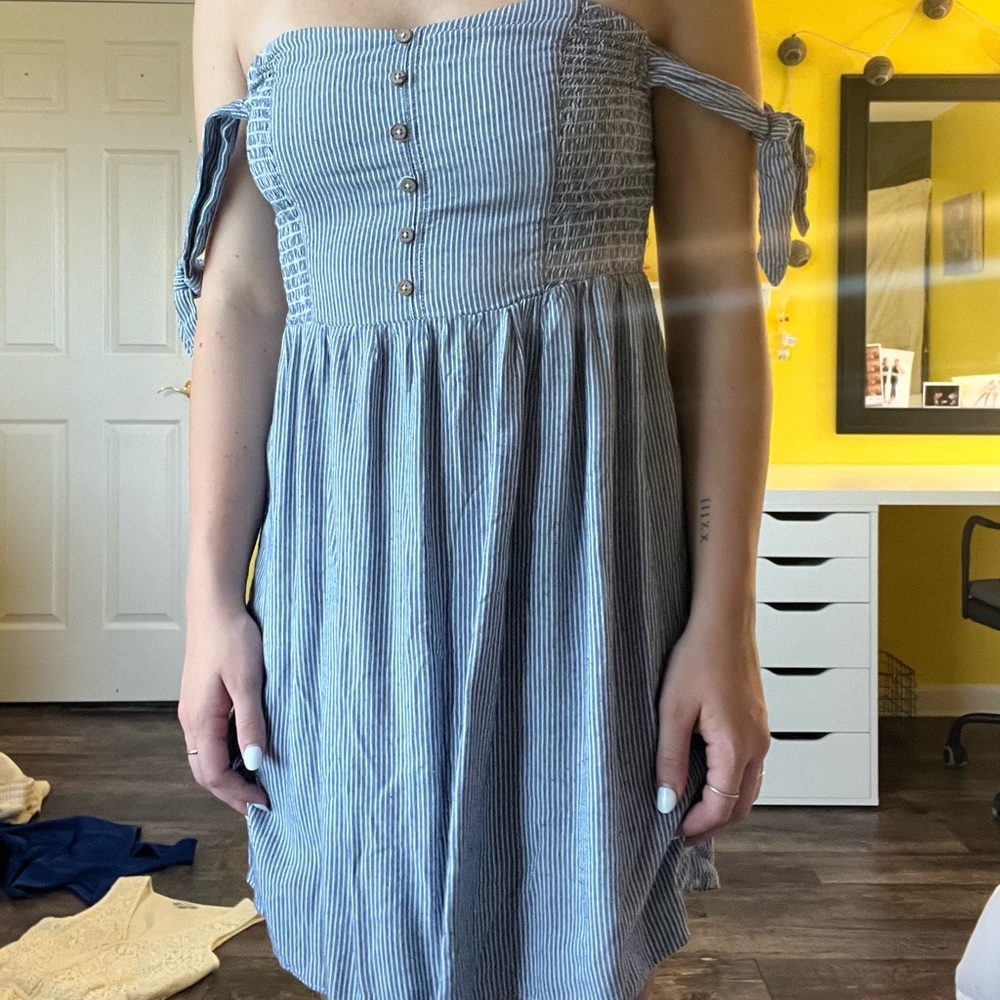 Off the shoulder casual dress